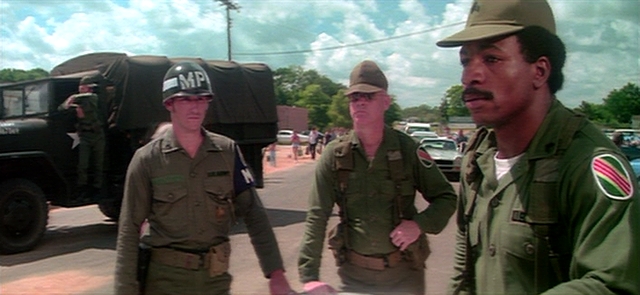 未知との遭遇_カール・ウェザース