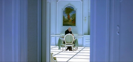 2001年宇宙の旅:白い部屋