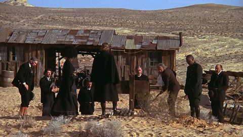 砂漠の流れ者:埋葬シーン