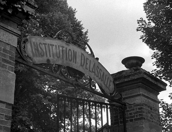 悪魔のような女